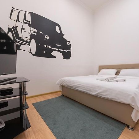 Kievaccommodation In The Center 24H Self Check-In Exteriör bild